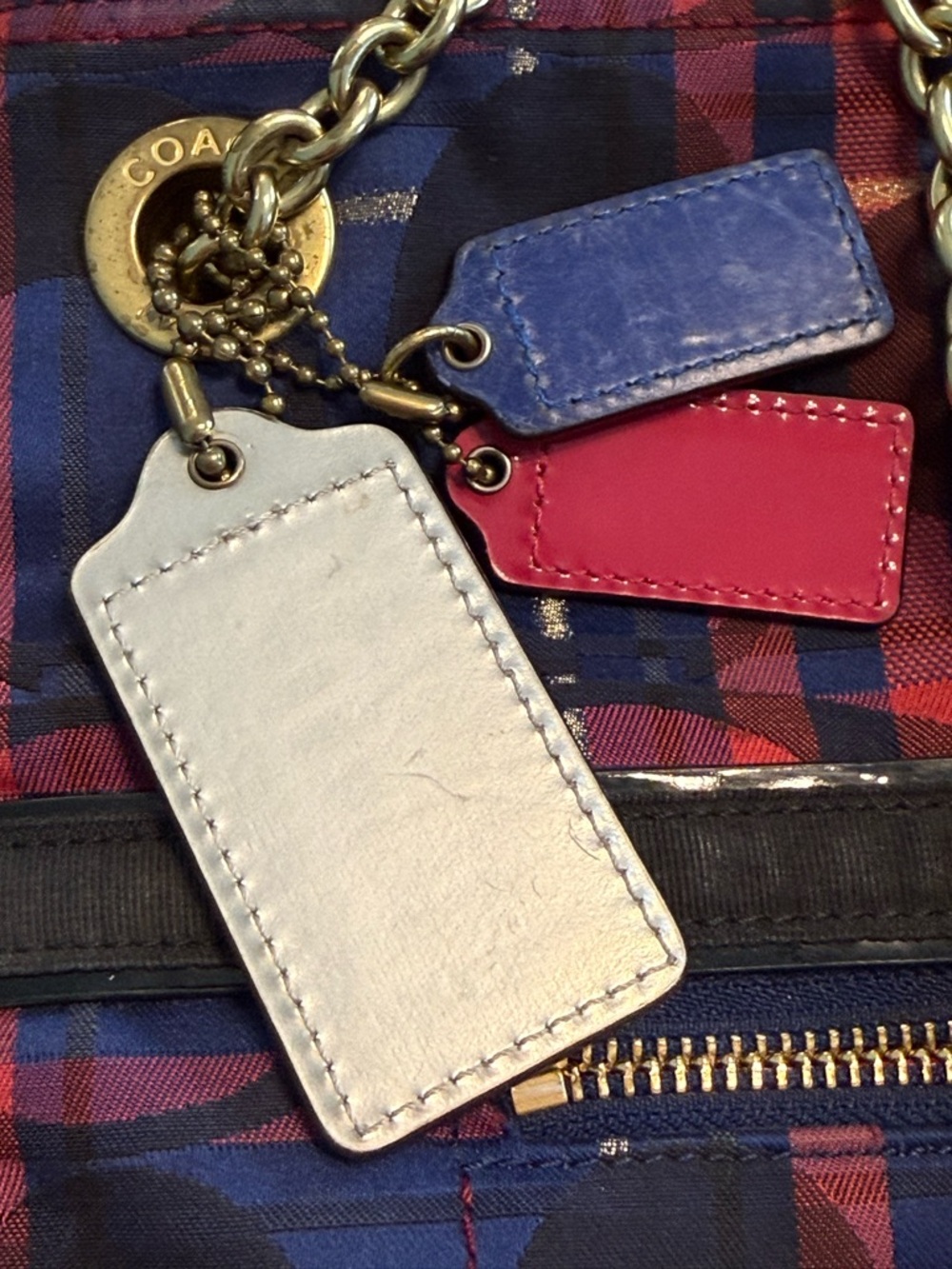 Coach Poppy Navy&Pink Plaid Signature Tote w/black patent Handles on a goldchain - Picture 5 of 13